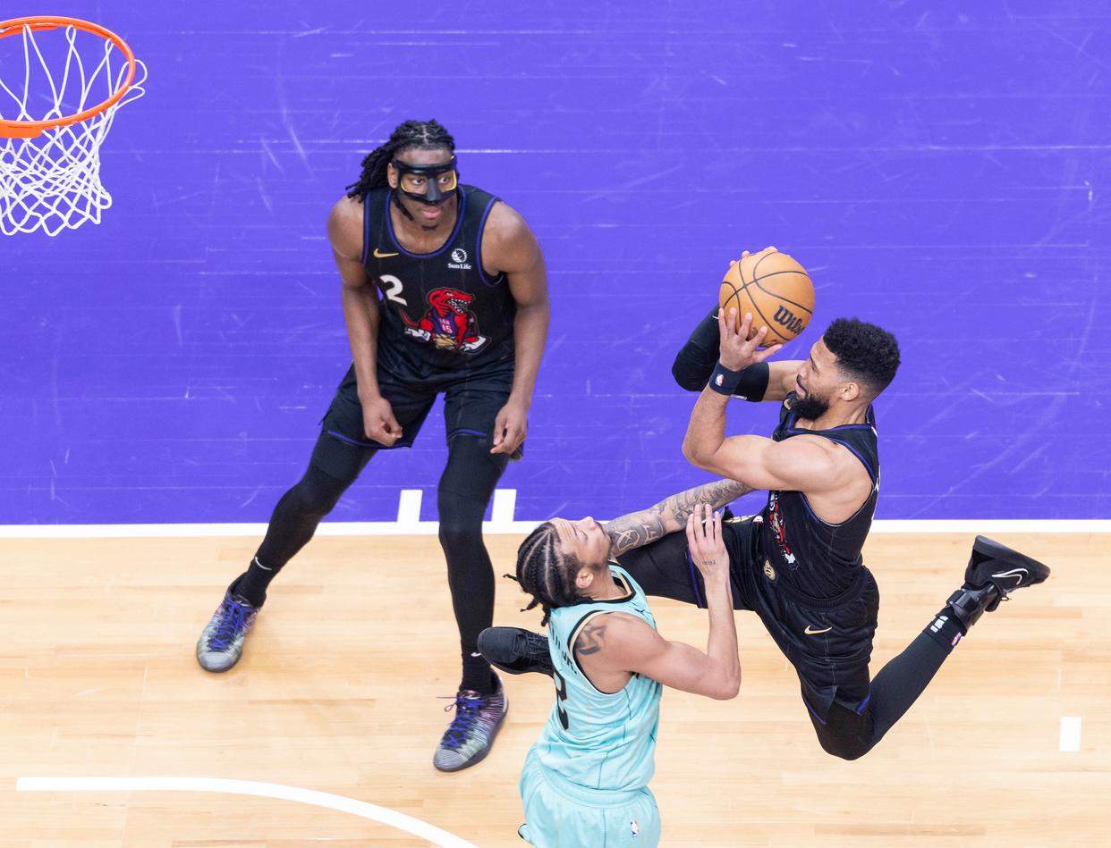 猛龙惊险逆转，晋级下一轮比赛