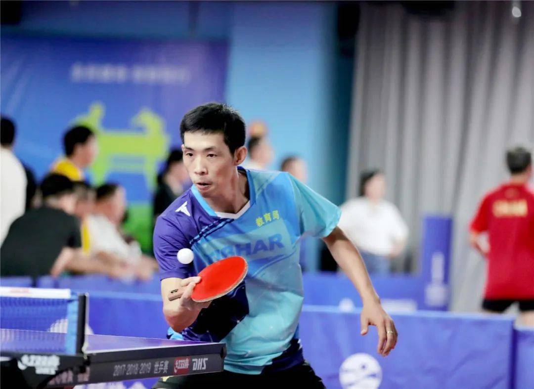 包含济南队在比赛中以坚韧不拔的精神赢得比赛的词条