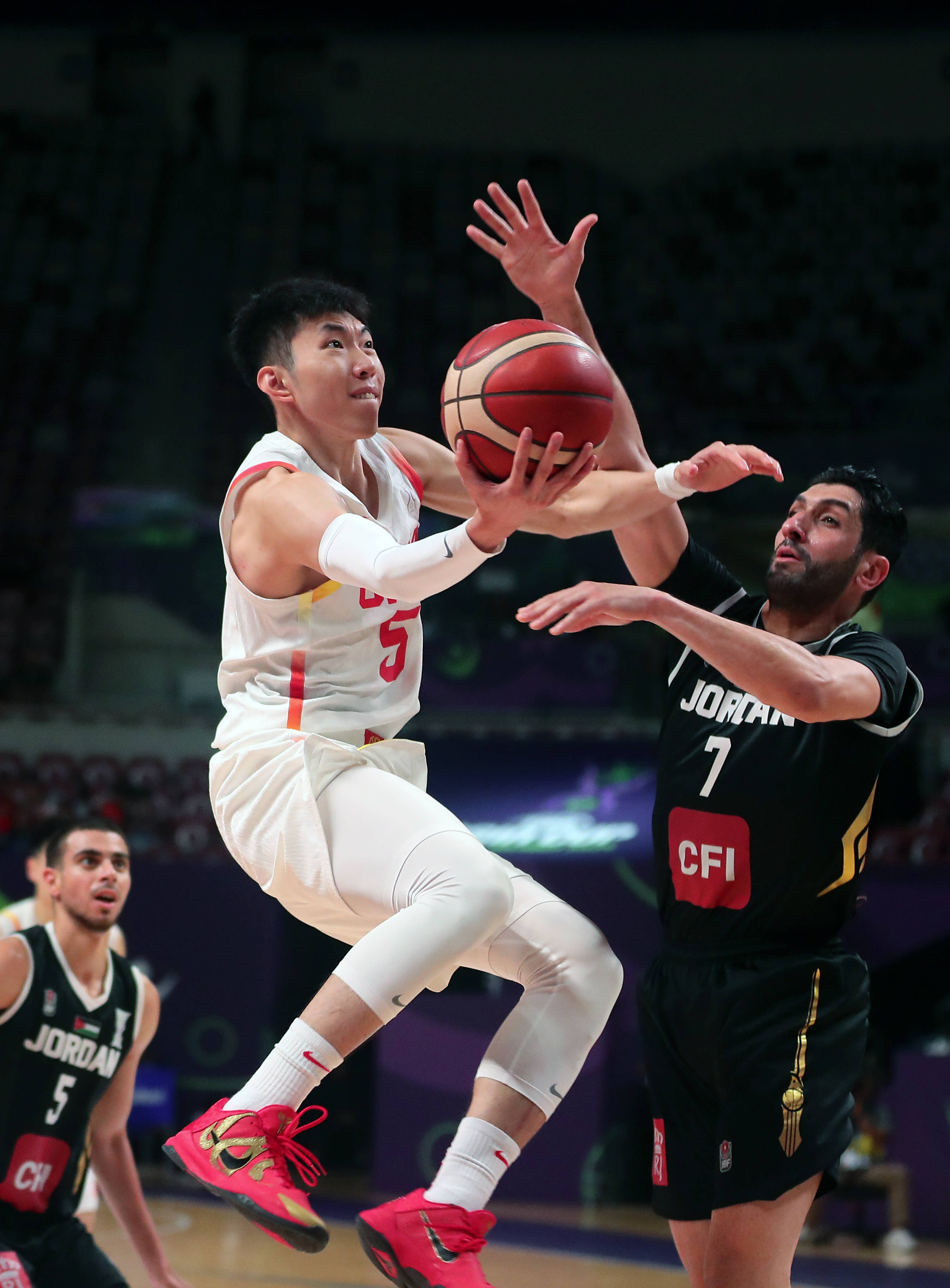 亚洲杯篮球赛即将开赛，球员备战