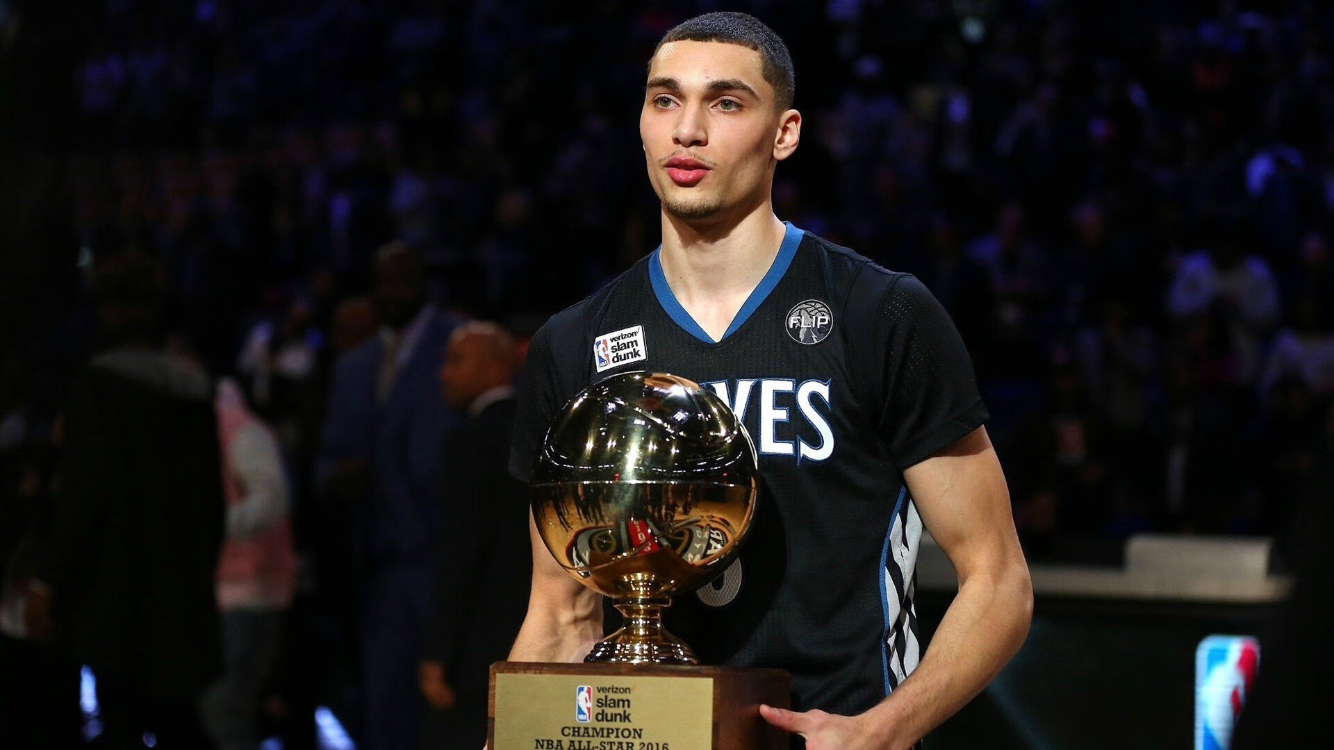 帕尔默独舞点燃全场,英格兰单节风暴席卷里昂