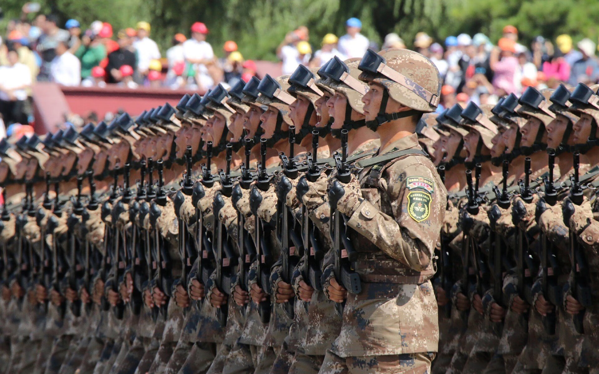 跨界传奇，摩洛哥对阵荷兰友谊赛，莫德里奇惊艳四座